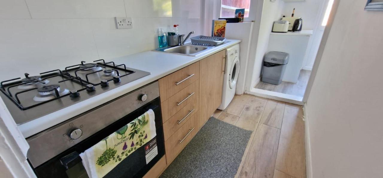 Home In Harrow/Wembley Harrow on the Hill Ngoại thất bức ảnh